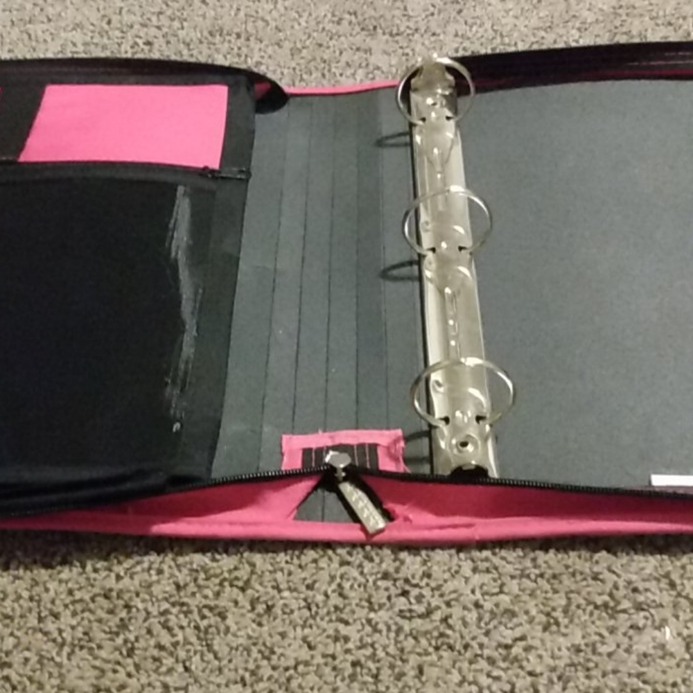 Pink five star binder - Picture 6 of 7